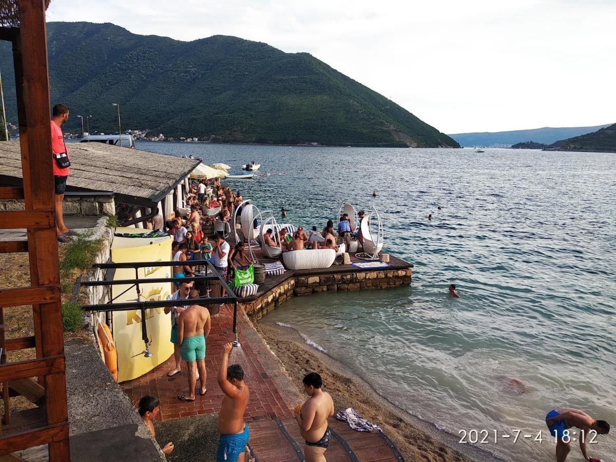 Apartamento Old House Perast Exterior foto