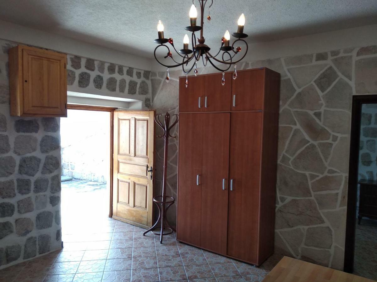 Apartamento Old House Perast Exterior foto