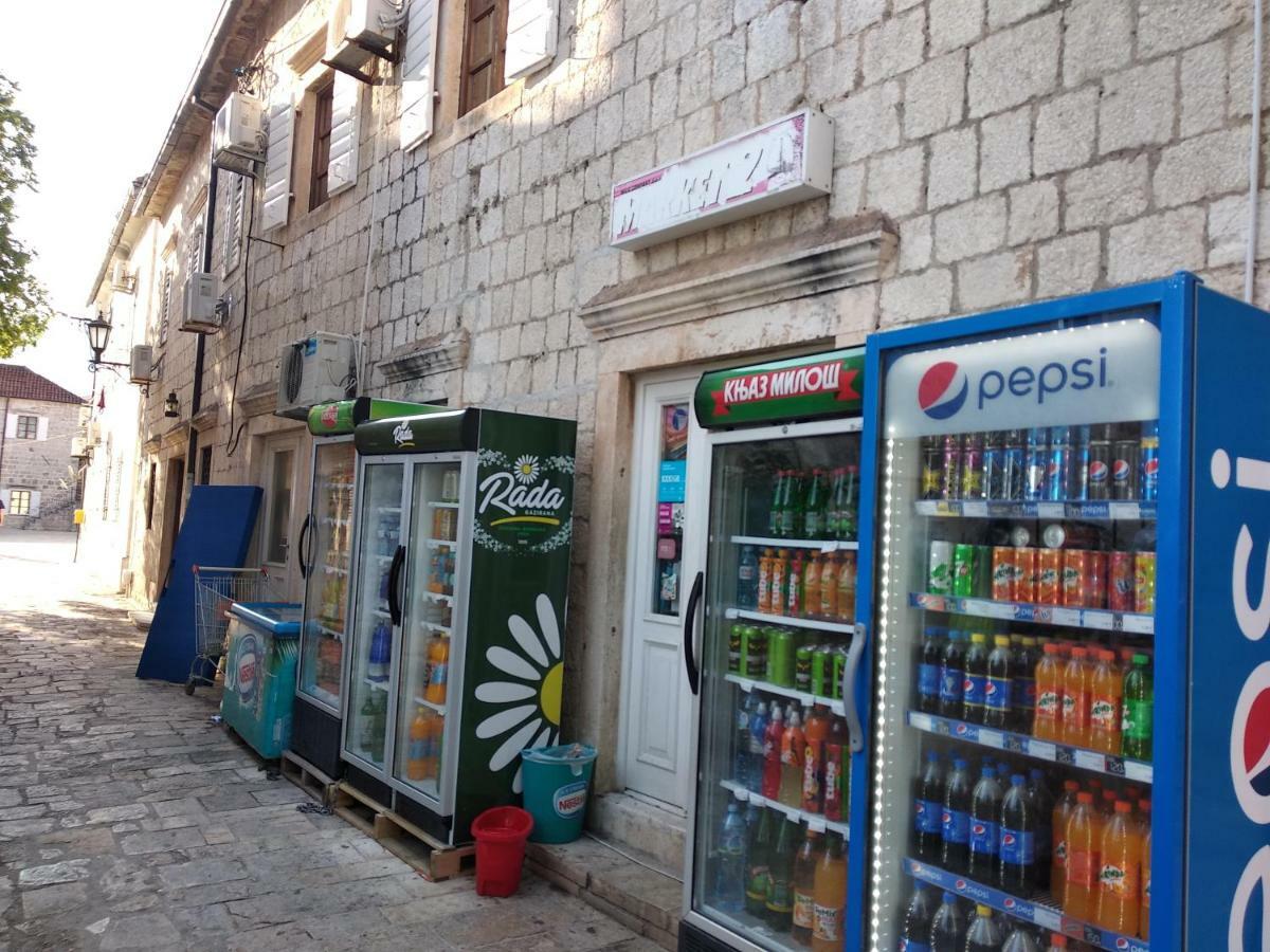 Apartamento Old House Perast Exterior foto